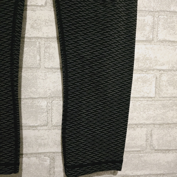 Lululemon Athletic Capris - Picture 6 of 7
